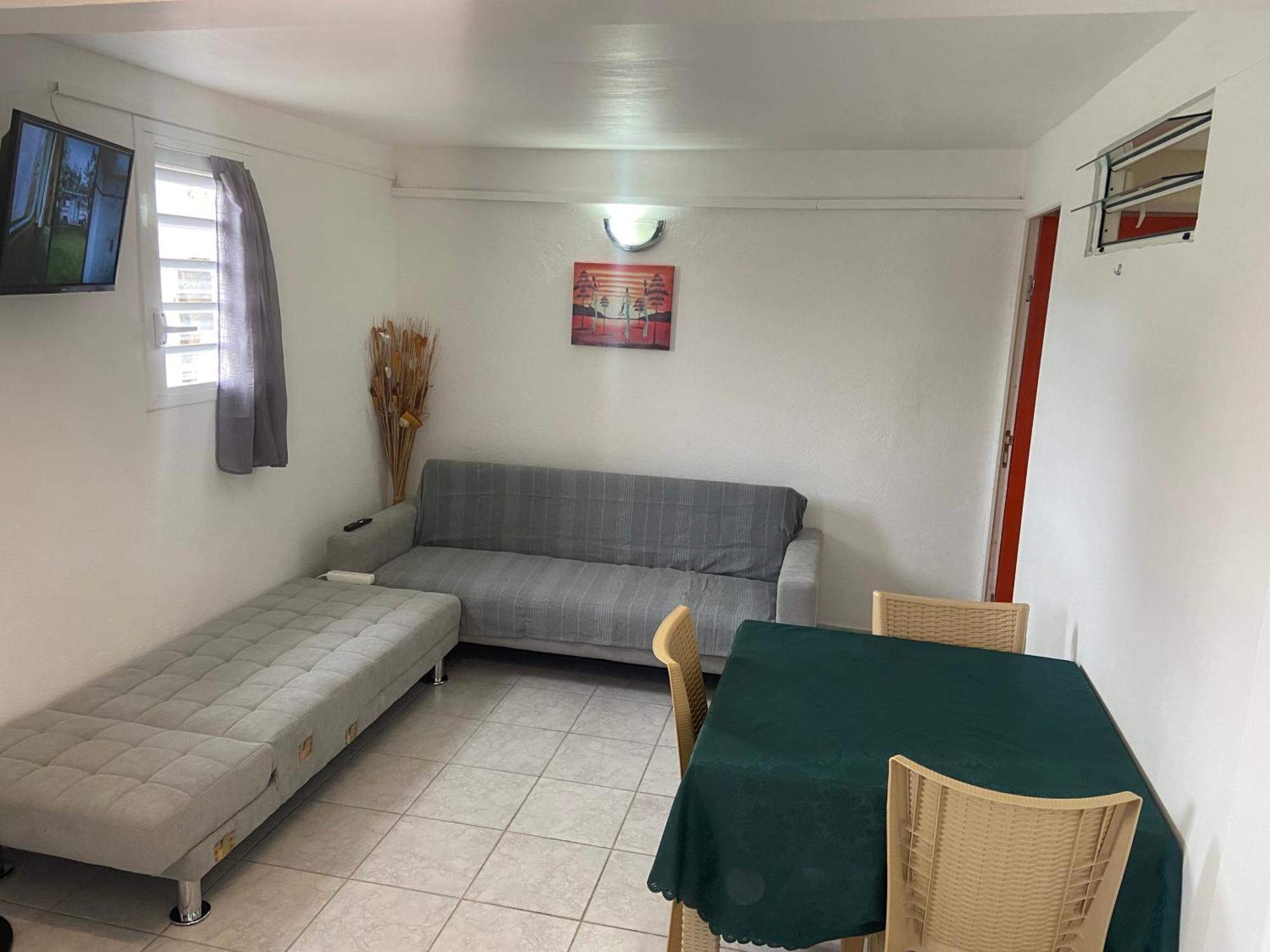 Logement De 40M2 Avec Terrasse, Moderne Et Equipe Petit-Canal Exteriör bild