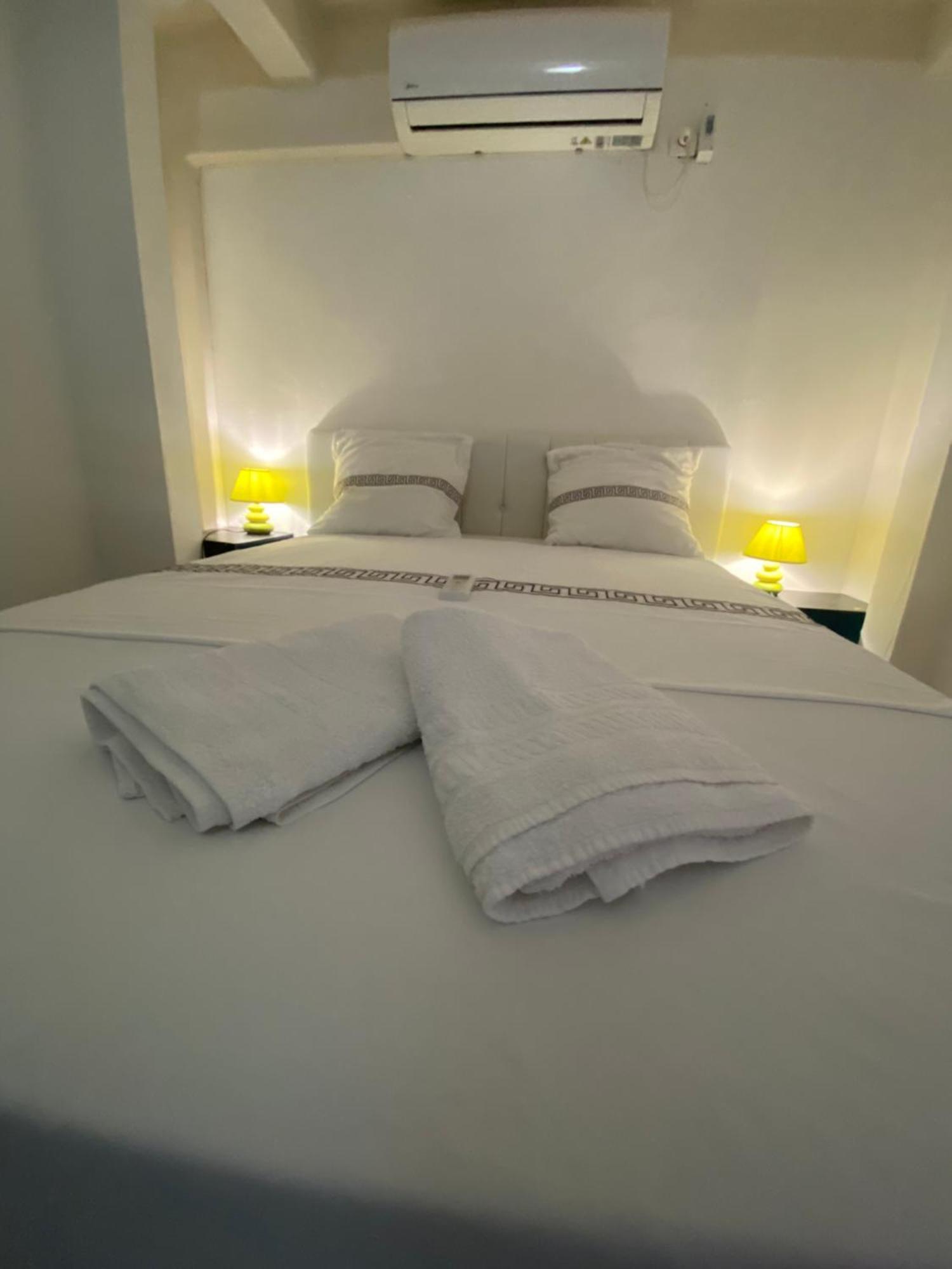 Logement De 40M2 Avec Terrasse, Moderne Et Equipe Petit-Canal Exteriör bild